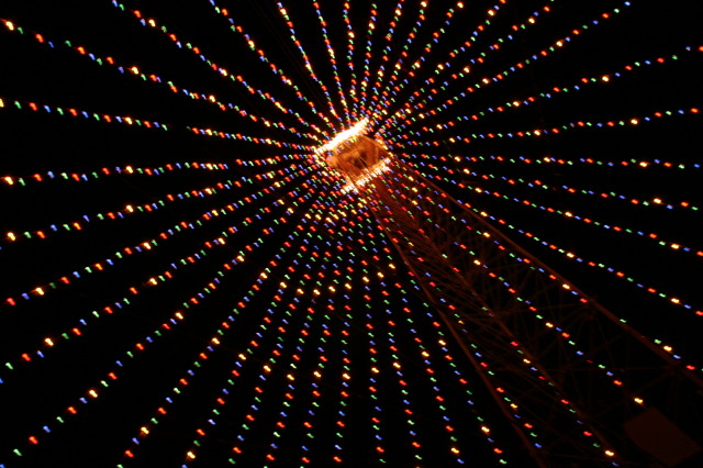 2005/12 December/Trail of Lights/640x480_IMG_4499.JPG